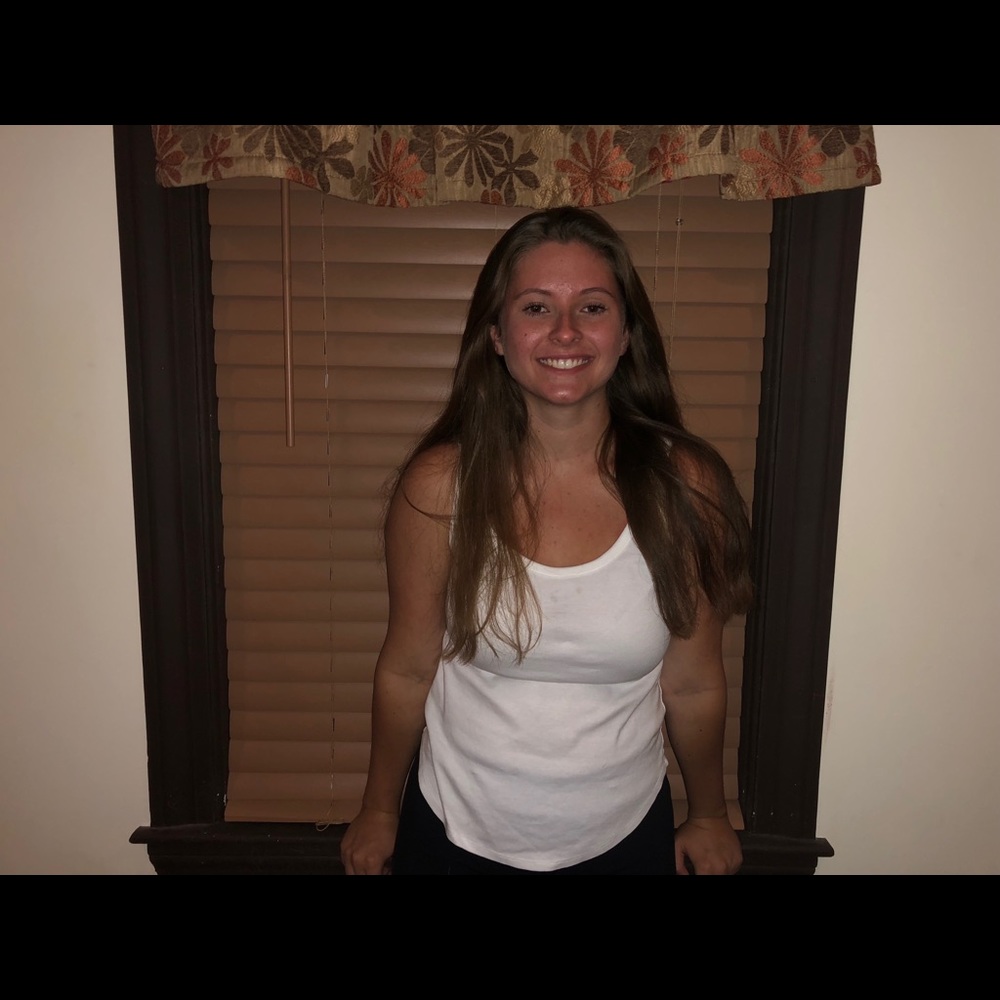 Meet your Posher, Alexandra